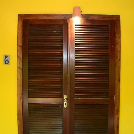 Hostel Vila Bonete Ilhabela Exterior foto